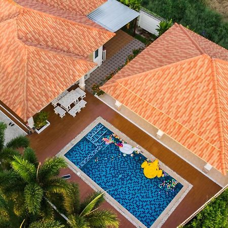 The Legacy Huahin Pool Villa Bagian luar foto